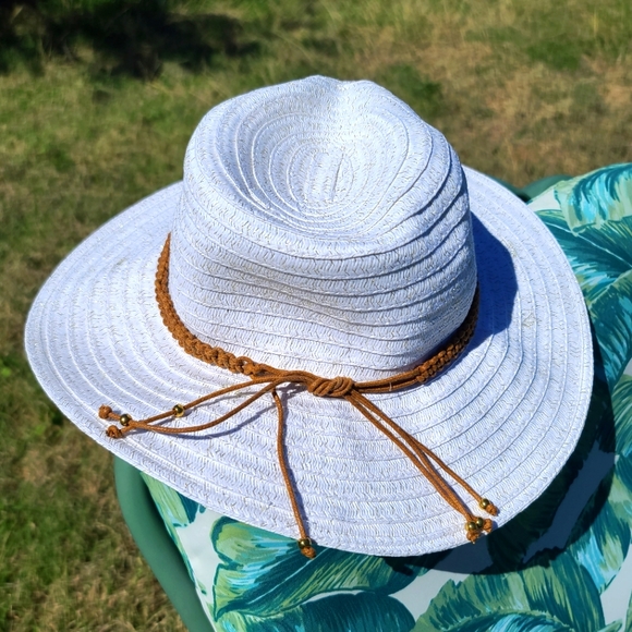 Anne Klein Accessories - Anne Klein Hat